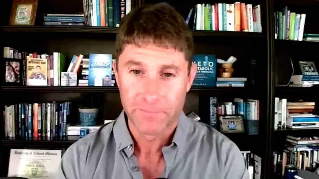 How To Trigger Autophagy And Starve Cancer Cells—Naturally