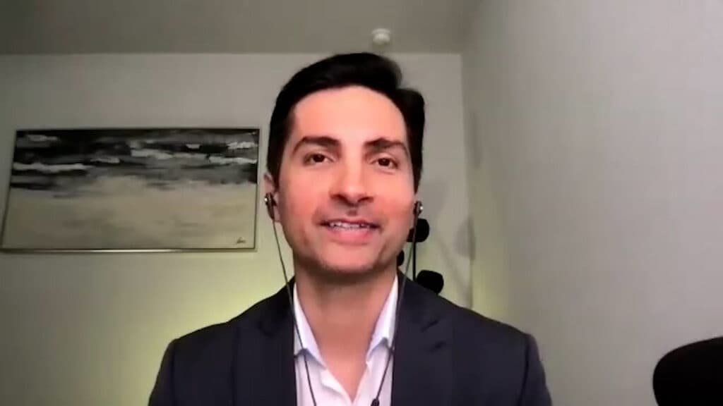 Say Goodbye To Hair Loss And Gray Hairs: The Complete Guide To Youthful Hair