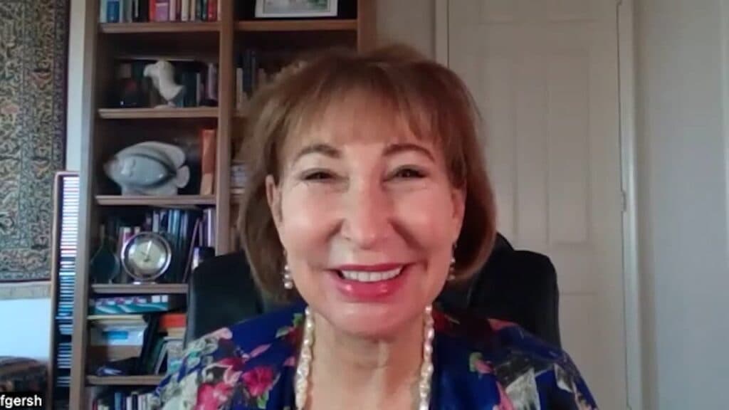 Women’s Guide To Thyroid Health: Restoring Hormonal Balance Naturally