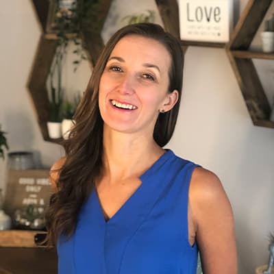 Caitlin Czezowski - expert channel