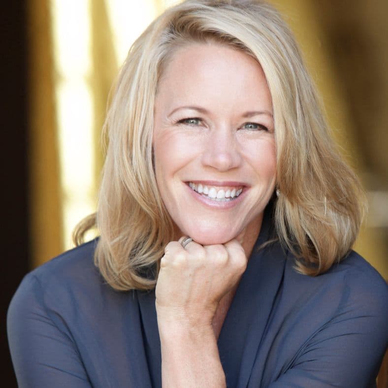 Holly Lucille - expert channel