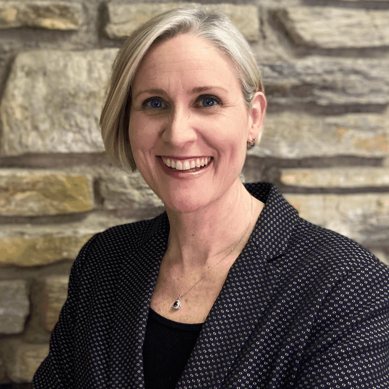 Kelly Kennedy - expert channel