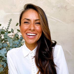 Mona Sharma - expert channel