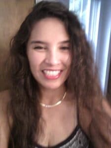 Laura Giles - expert channel