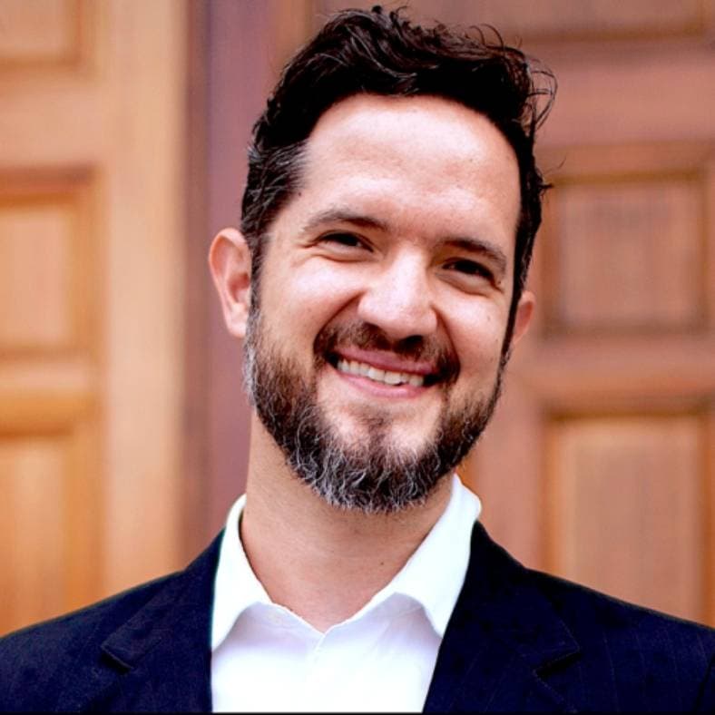 Mario Sacasa - expert channel