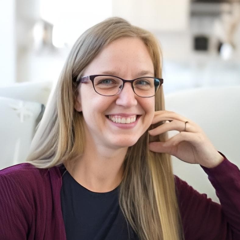 Esther Yunkin - expert channel