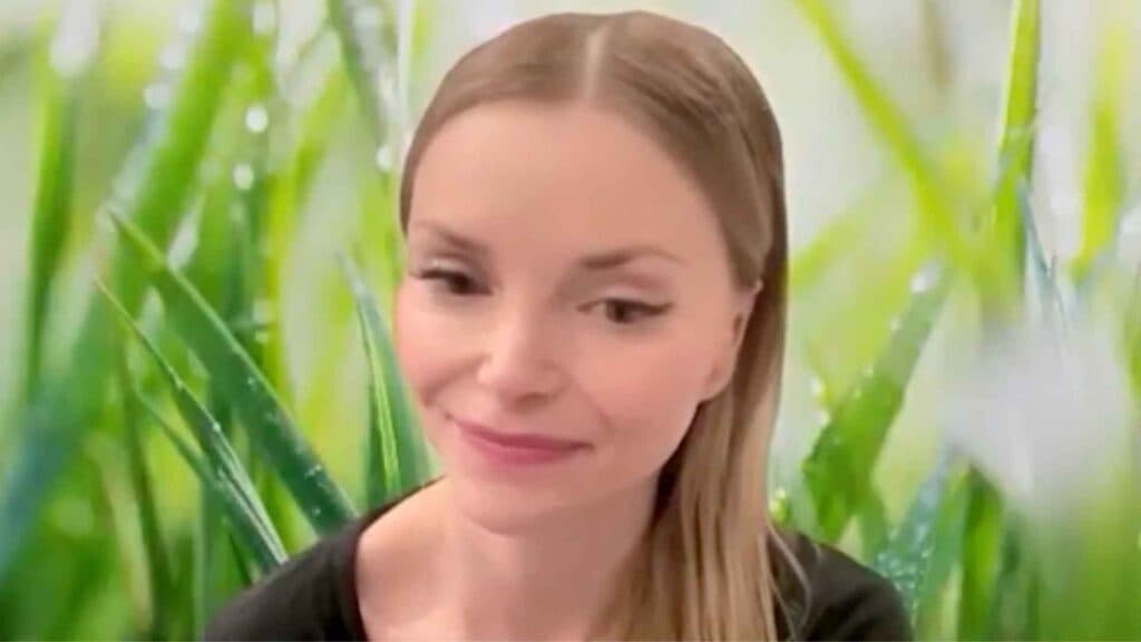 Can Exosomes Reverse Early Menopause? (Isabella Miko’s Story)