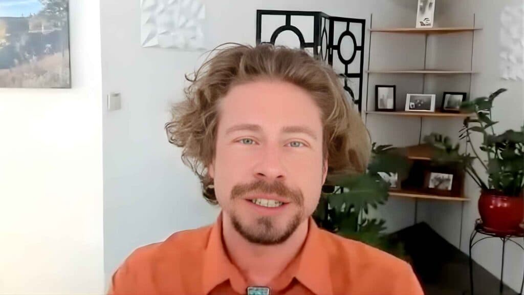 Fatigue & Thyroid: Links with Infections & Nutrients