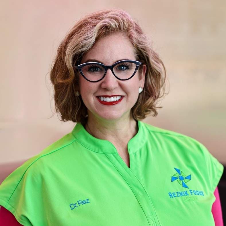 Mikala Reznik - expert channel