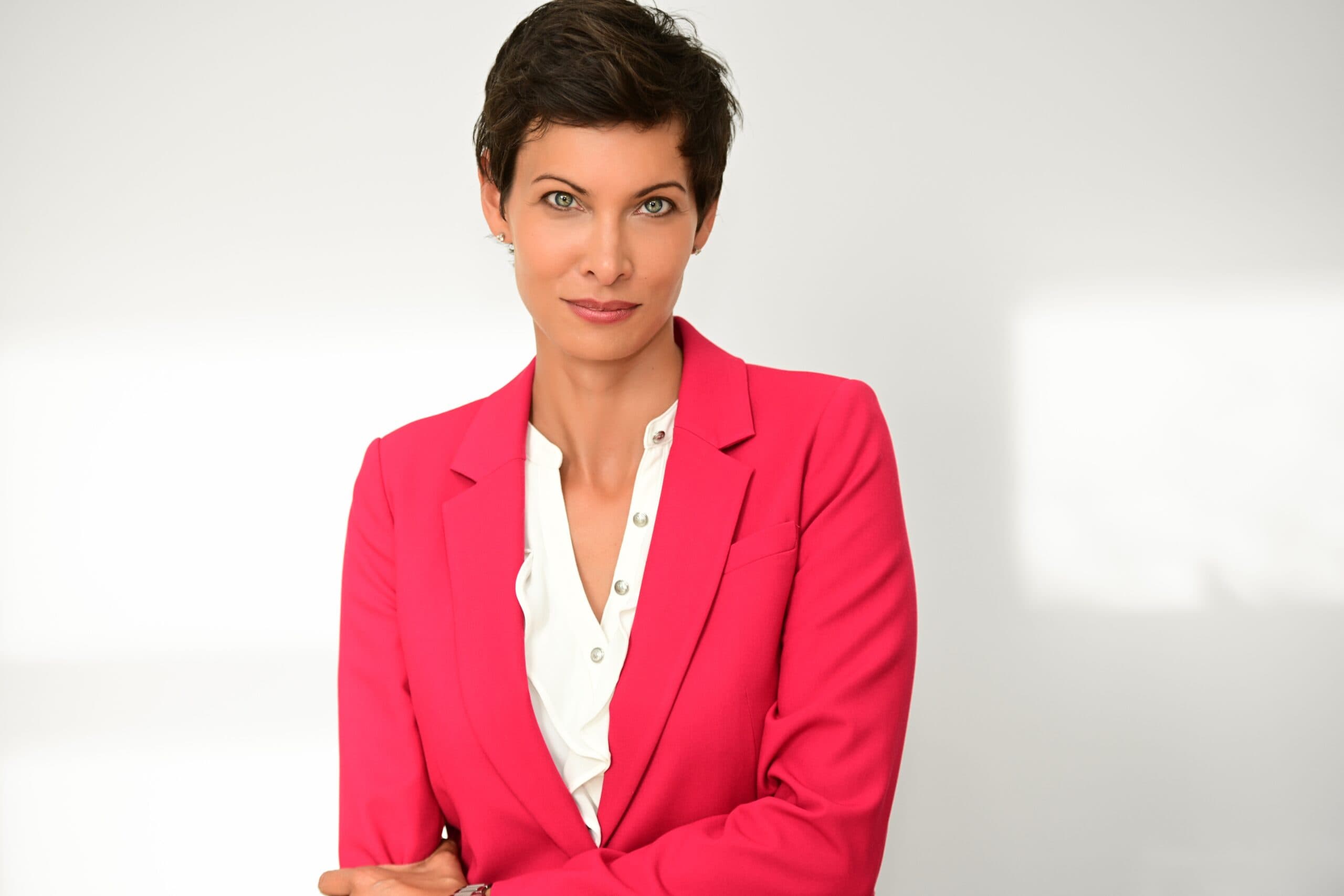 Stephanie Rimka - expert channel